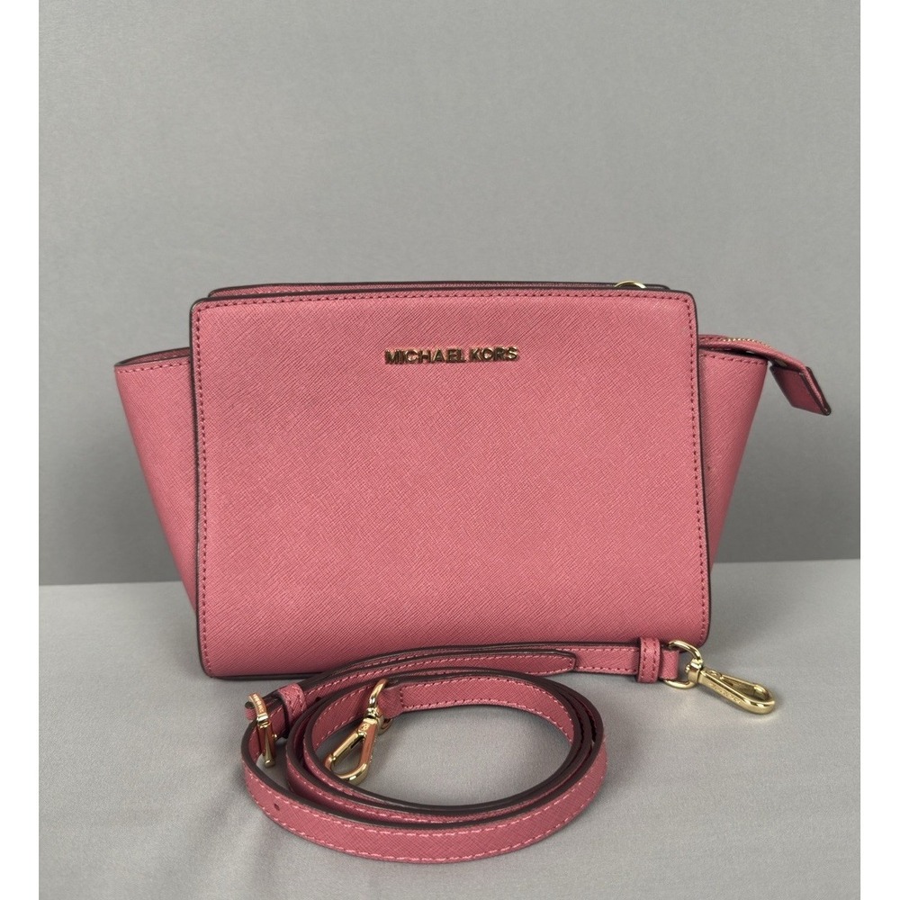 Michael Kors Selma Medium Messenger Bag Coral Pink Saffiano Leather
